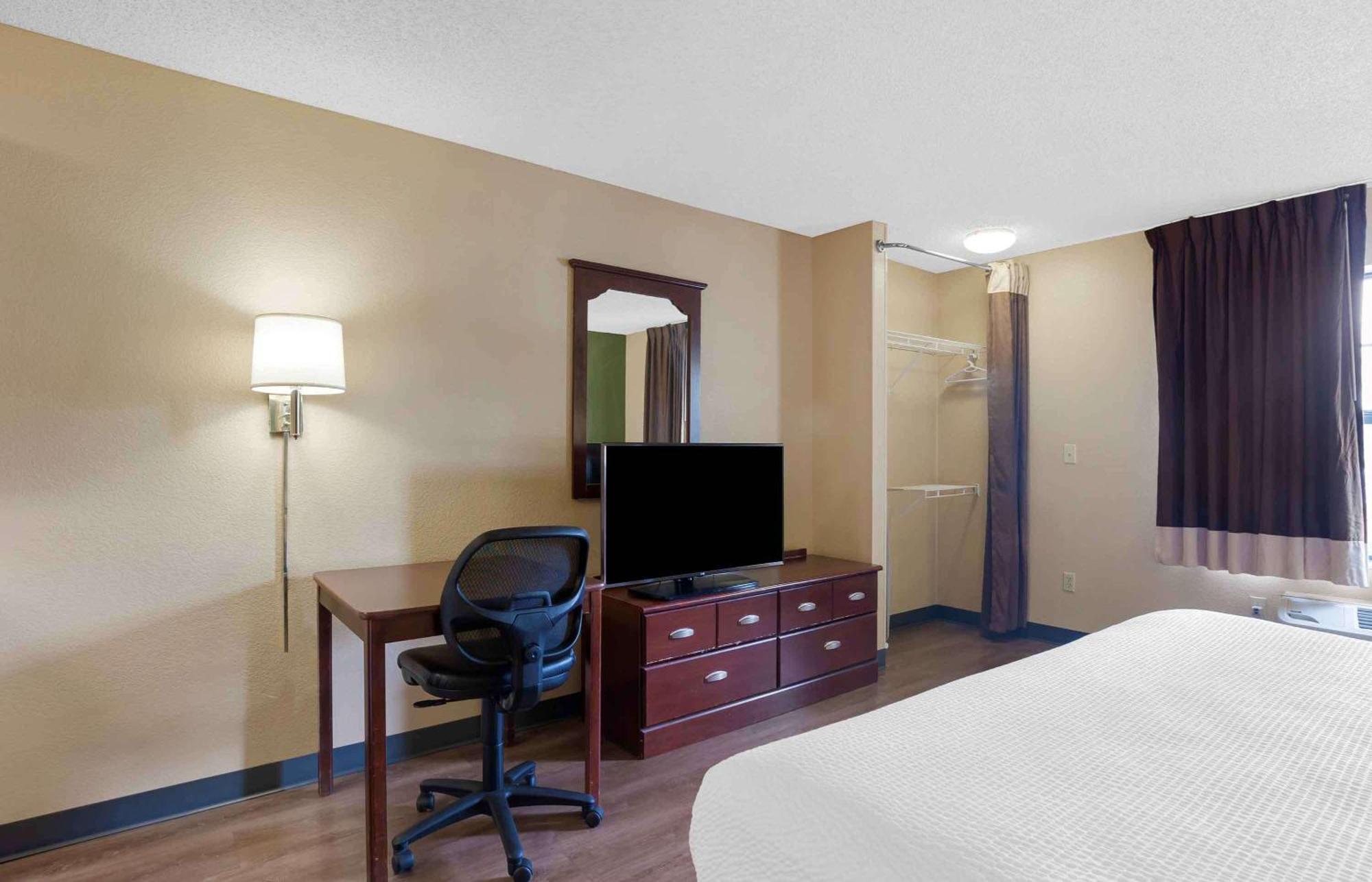 Extended Stay America Suites - Los Angeles - Chino Valley Exteriör bild