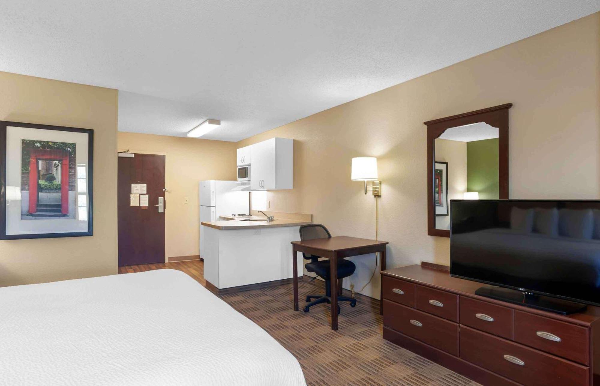 Extended Stay America Suites - Los Angeles - Chino Valley Exteriör bild