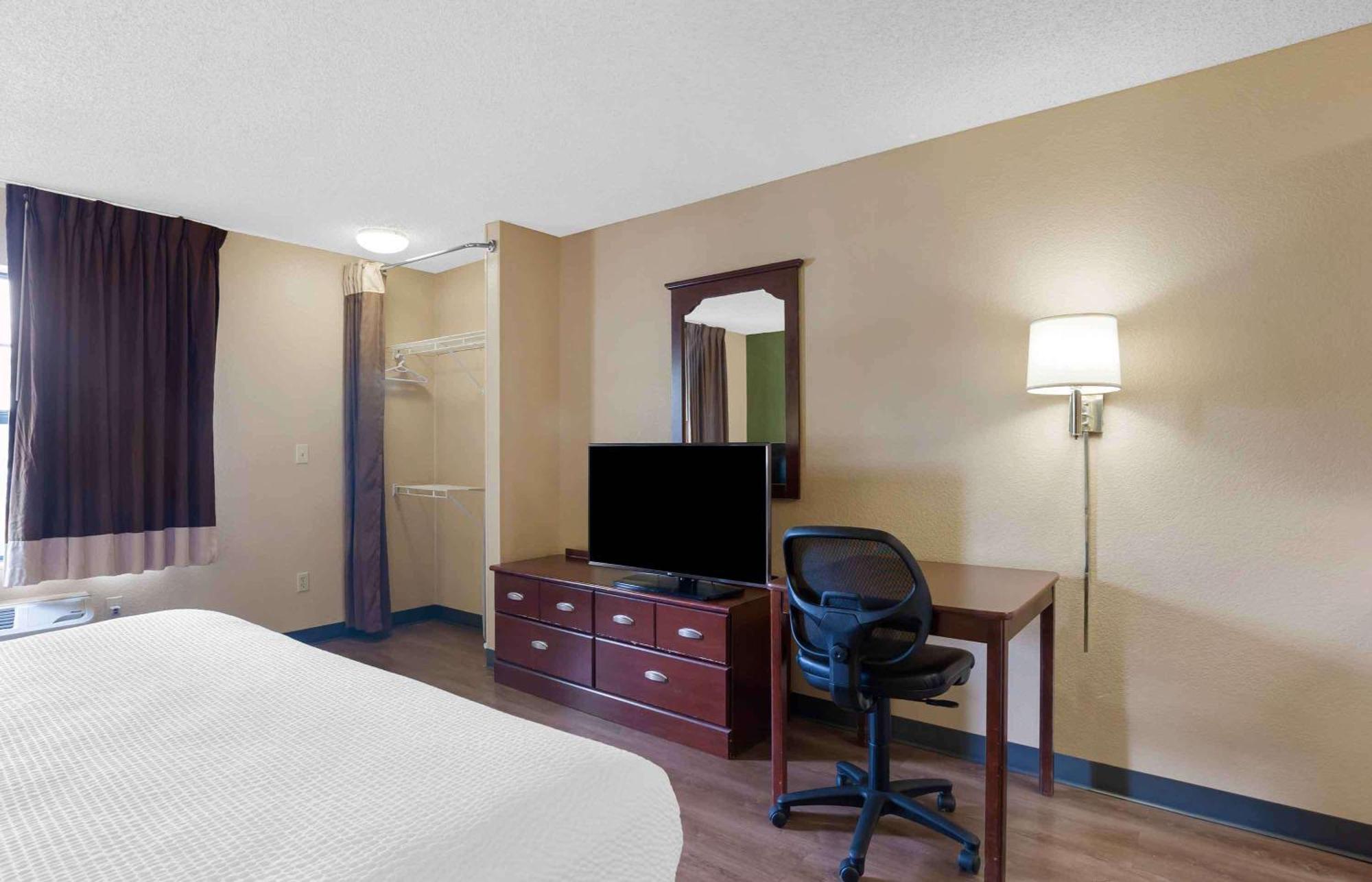 Extended Stay America Suites - Los Angeles - Chino Valley Exteriör bild